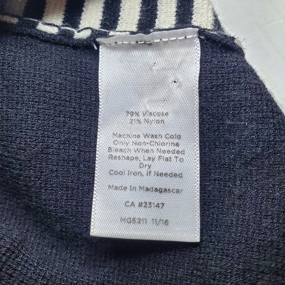 Talbots Women's Black and White Cardigan Stripe Sz XLP - Picture 7 of 9